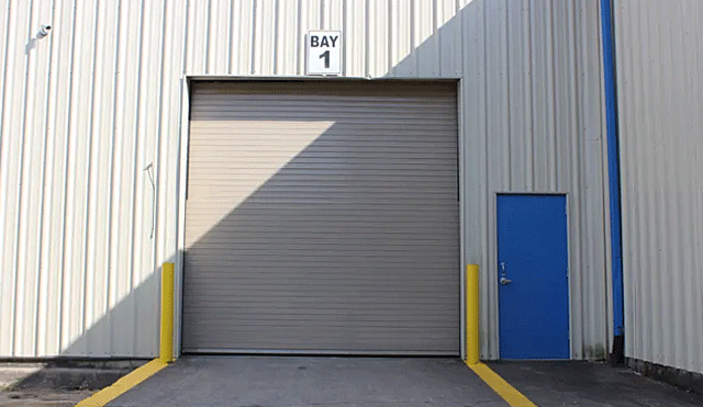 Extreme® 300 Series High Performance Overhead Door